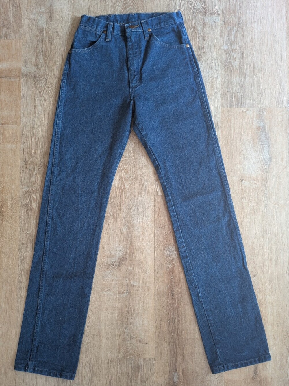 Wrangler Women's Straight Leg High Rise Jeans in Dark Blue Wash
